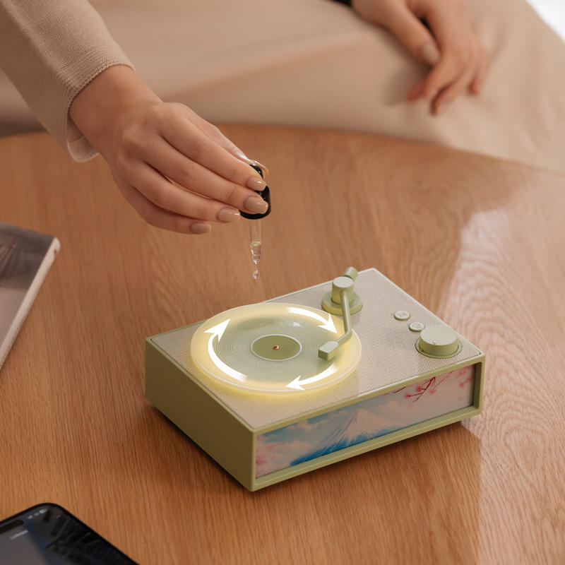 Vinyl Aroma Diffuser w/ speaker